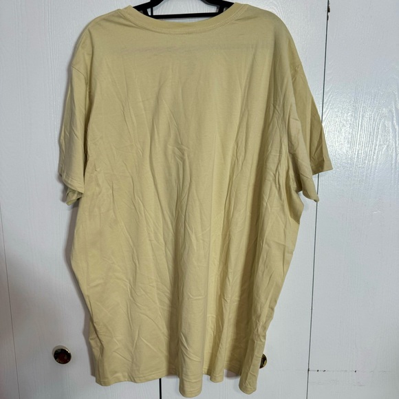 NWT. DISNEYLAND RESORT ADVENTURELAND BEIGE T-SHIRT 3XL. - Picture 8 of 13